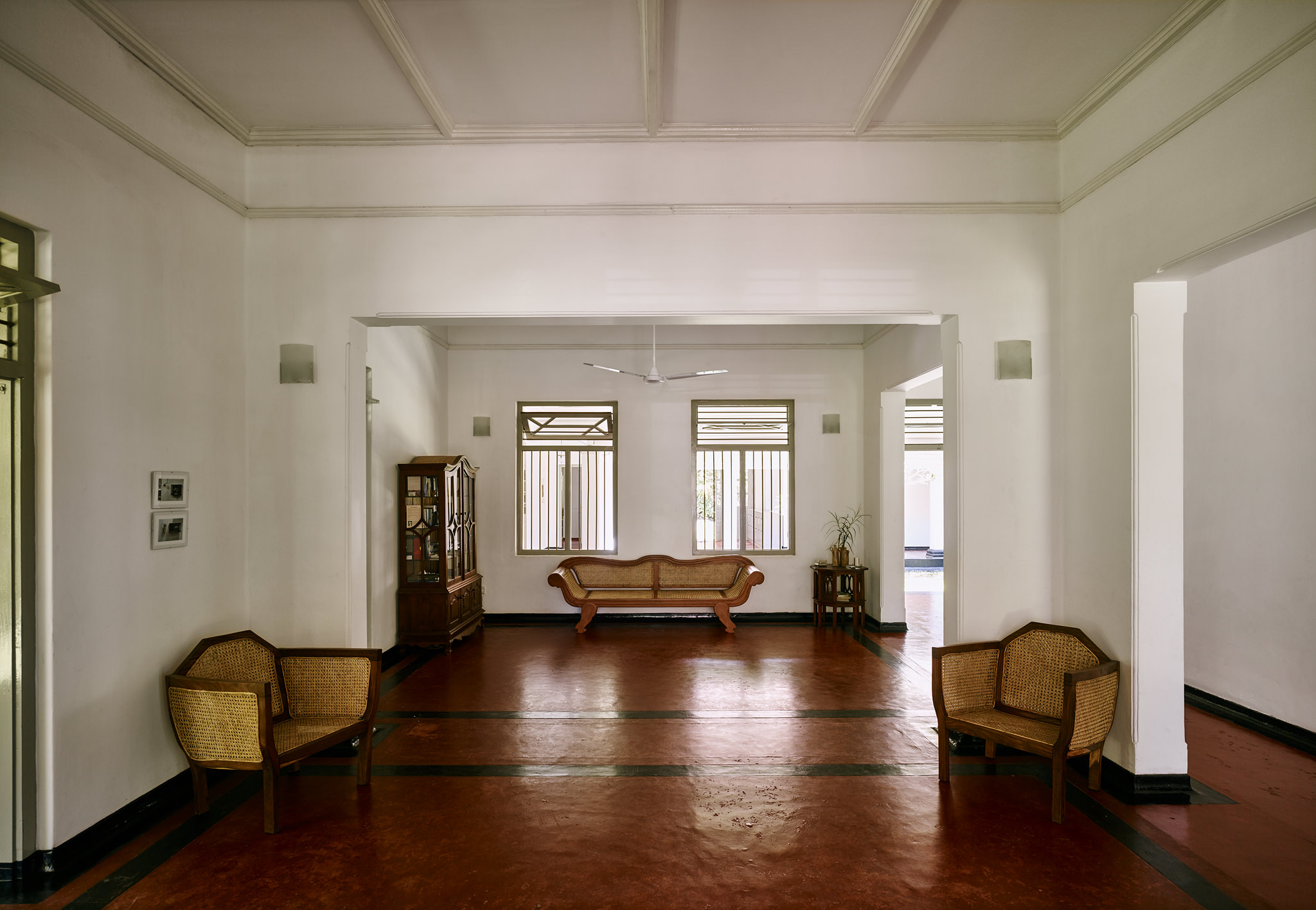 E15550 Alpa 049899p SCREEN